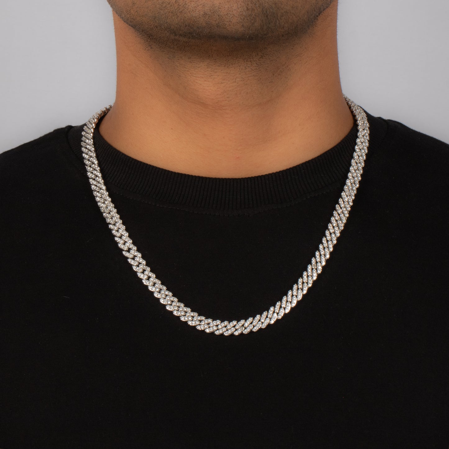 SLEEK ICED CUBAN CHAIN