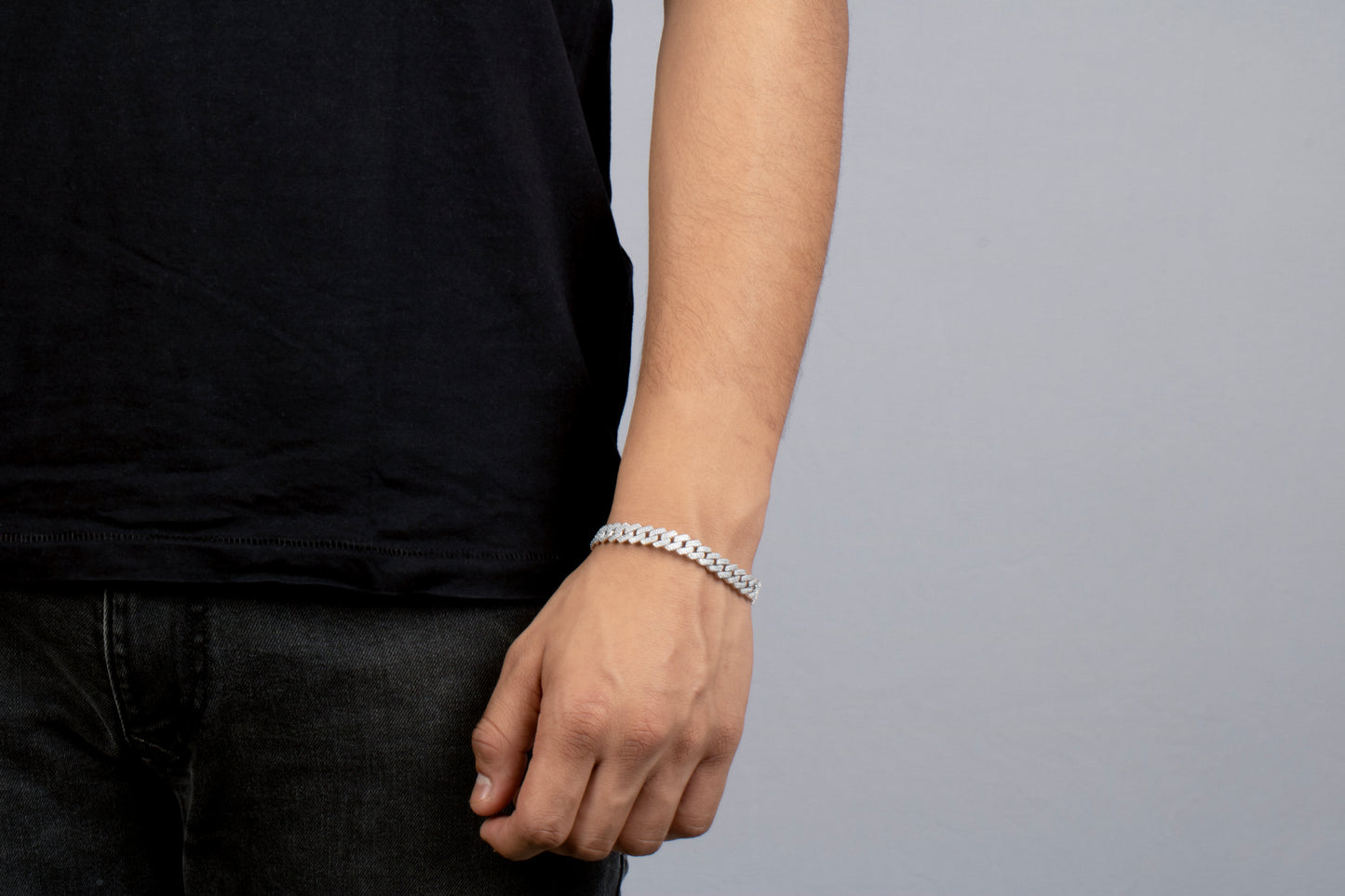 SLEEK ICED PRONGLINK BRACELET